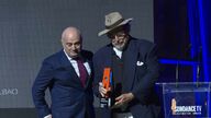 El pintor y director de cine Julian Schnabel recibe en Bilbao el premio SundanceTV