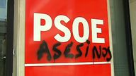 El PSOE denuncia unas pintadas aparecidas en su sede de Roquetas