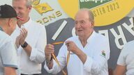 El rey emérito entrega los premios de la regata Juan Carlos de Sanxenxo