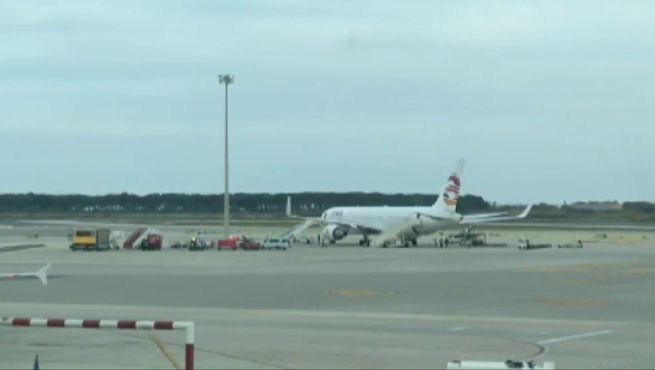 Adiós Brote Fabricante Aterrizaje de emergencia en el aeropuerto de Barcelona-El Prat
